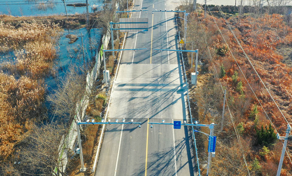 不停車超限檢測系統